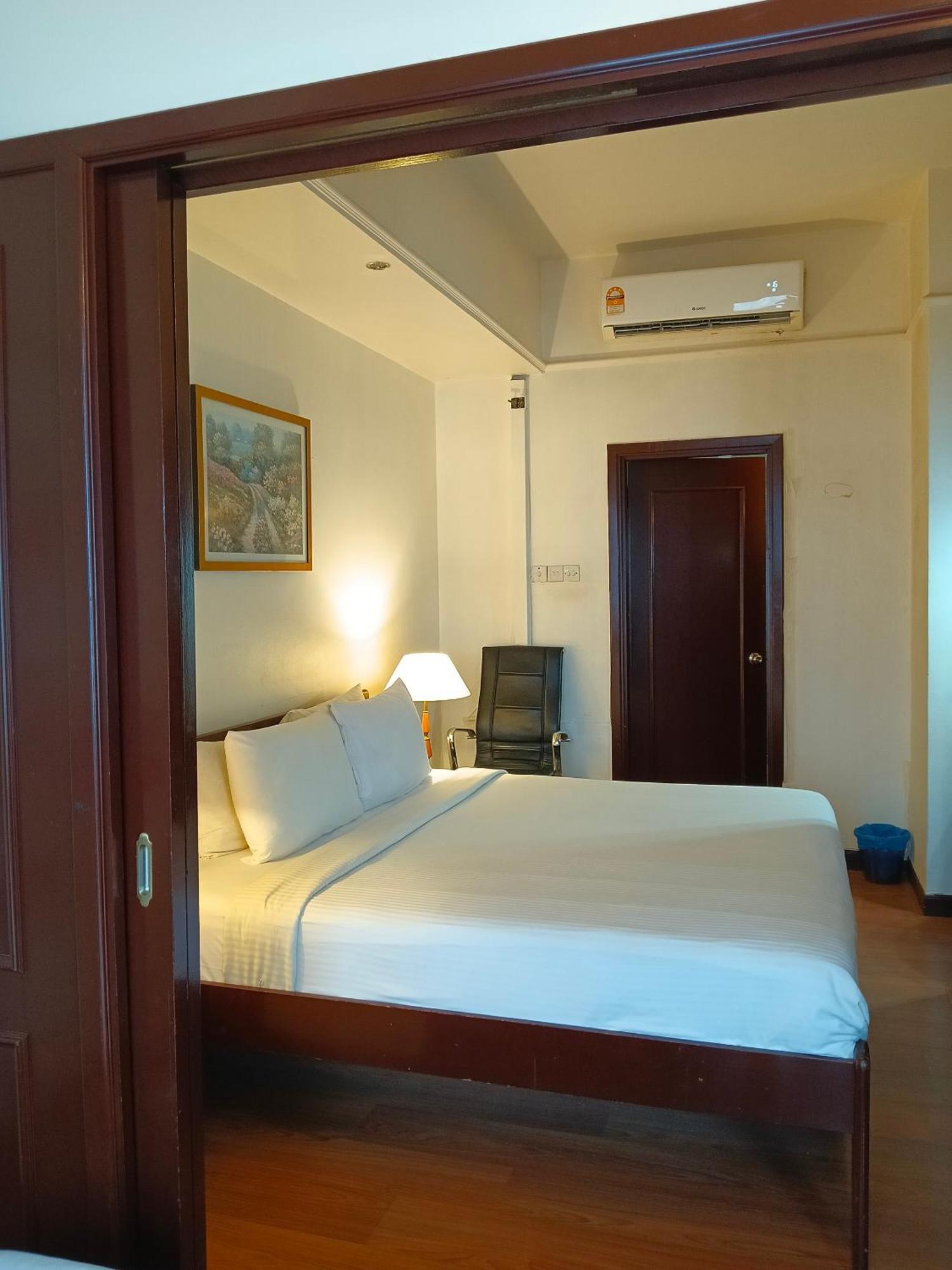 Nexus Service Suite Times Square Kuala Lumpur Bagian luar foto